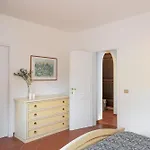 Appartamento Charming Sea Villas-villa Sleeps 6in Shared Pool