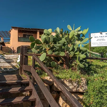 Charming Sea Villas-villa Sleeps 6in Shared Pool Punta de su Torrione